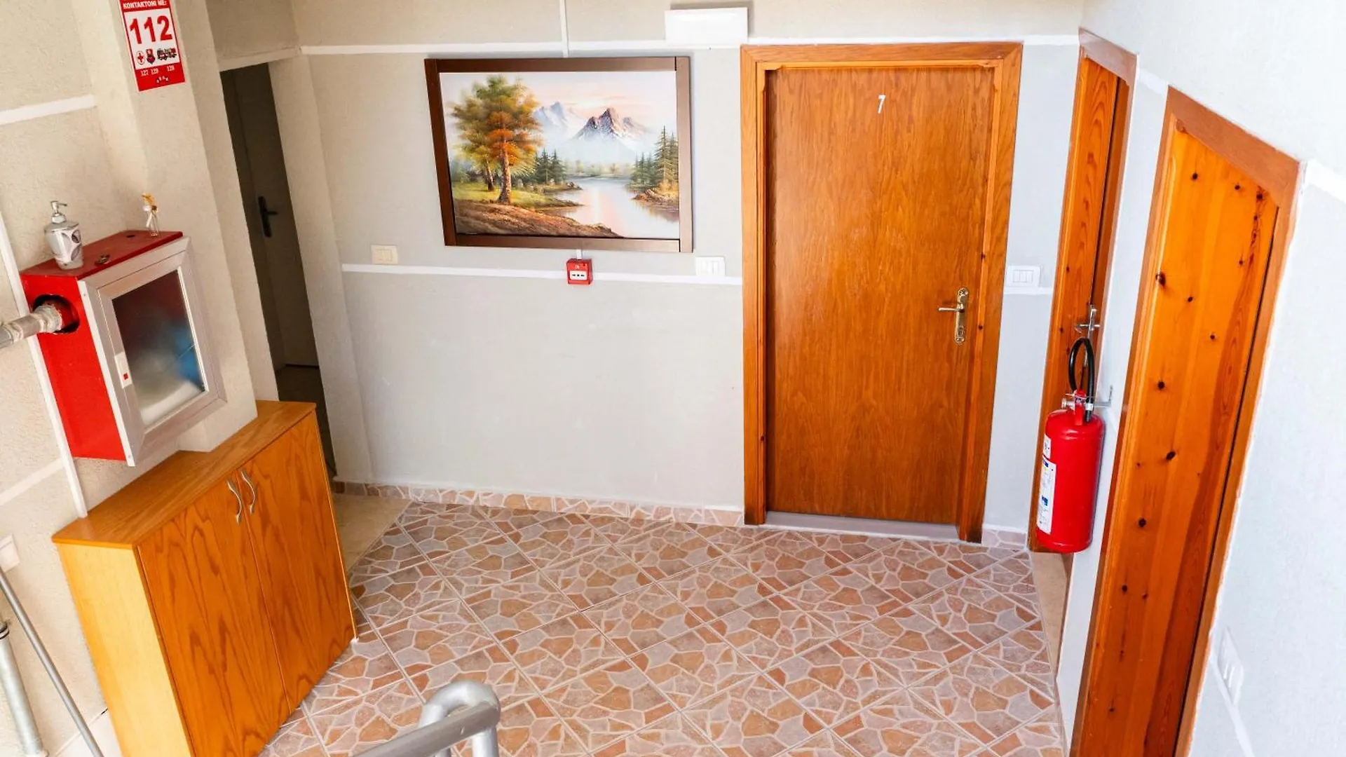 Eleni Guest House Sarande Country house