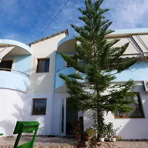Kiri S.apartaments Saranda