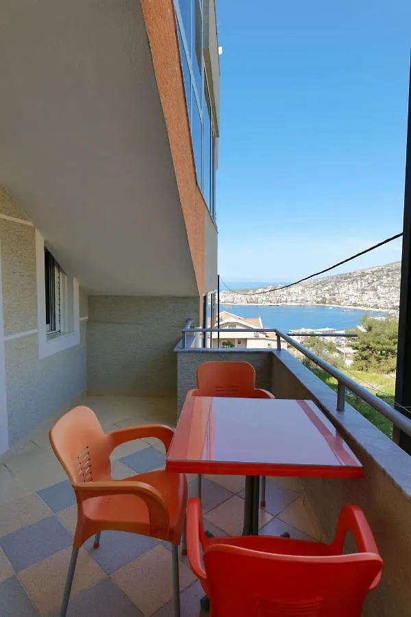 Eleni Guest House Sarande Country house