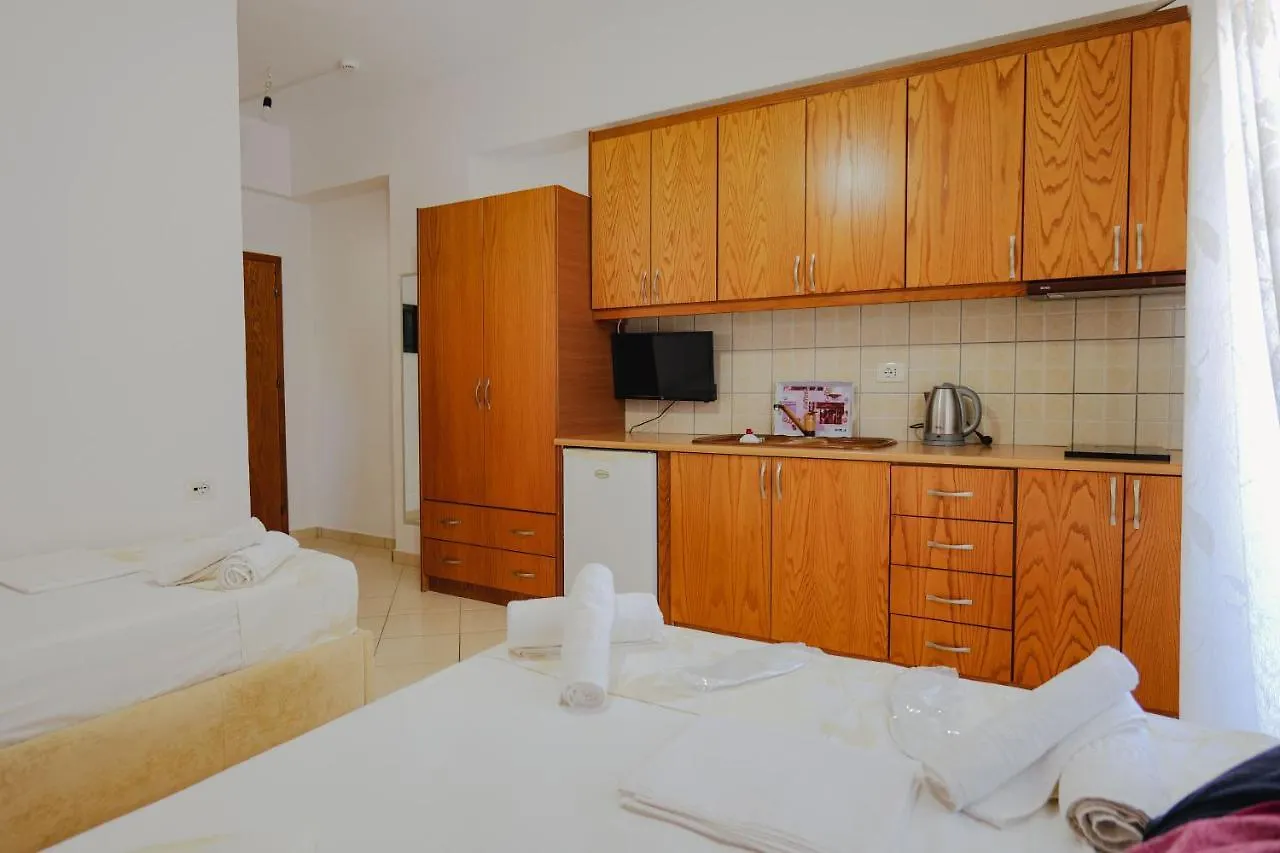Eleni Guest House Saranda 0*,  Albania