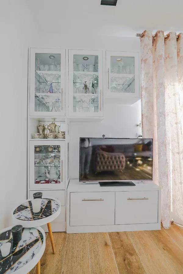 Landhaus Eleni Guest House Sarandë