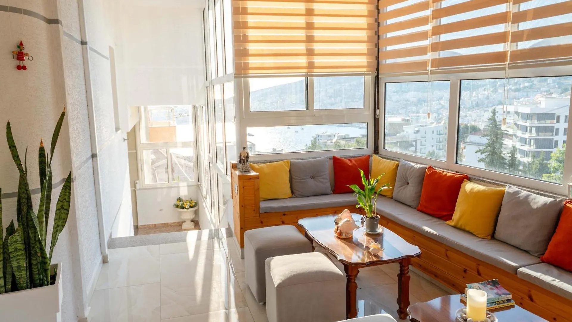 Eleni Guest House Sarande 0*,